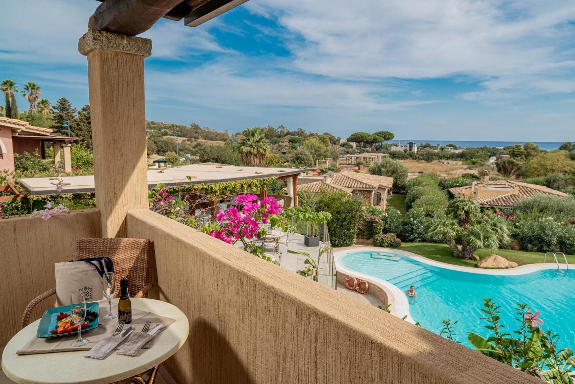 Hotel Mariposas Villasimius Exterior photo