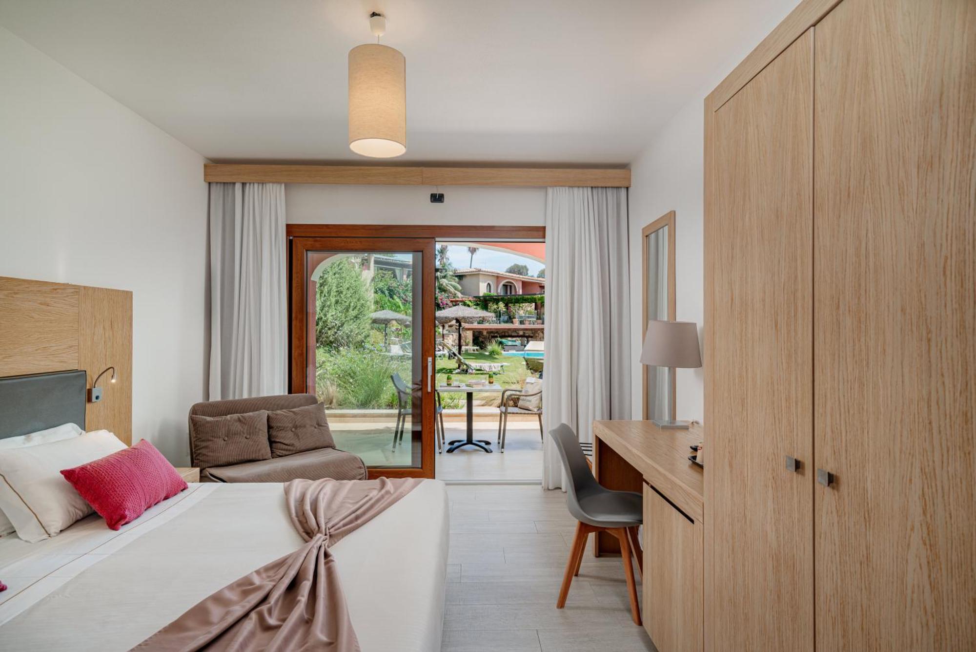 Hotel Mariposas Villasimius Exterior photo