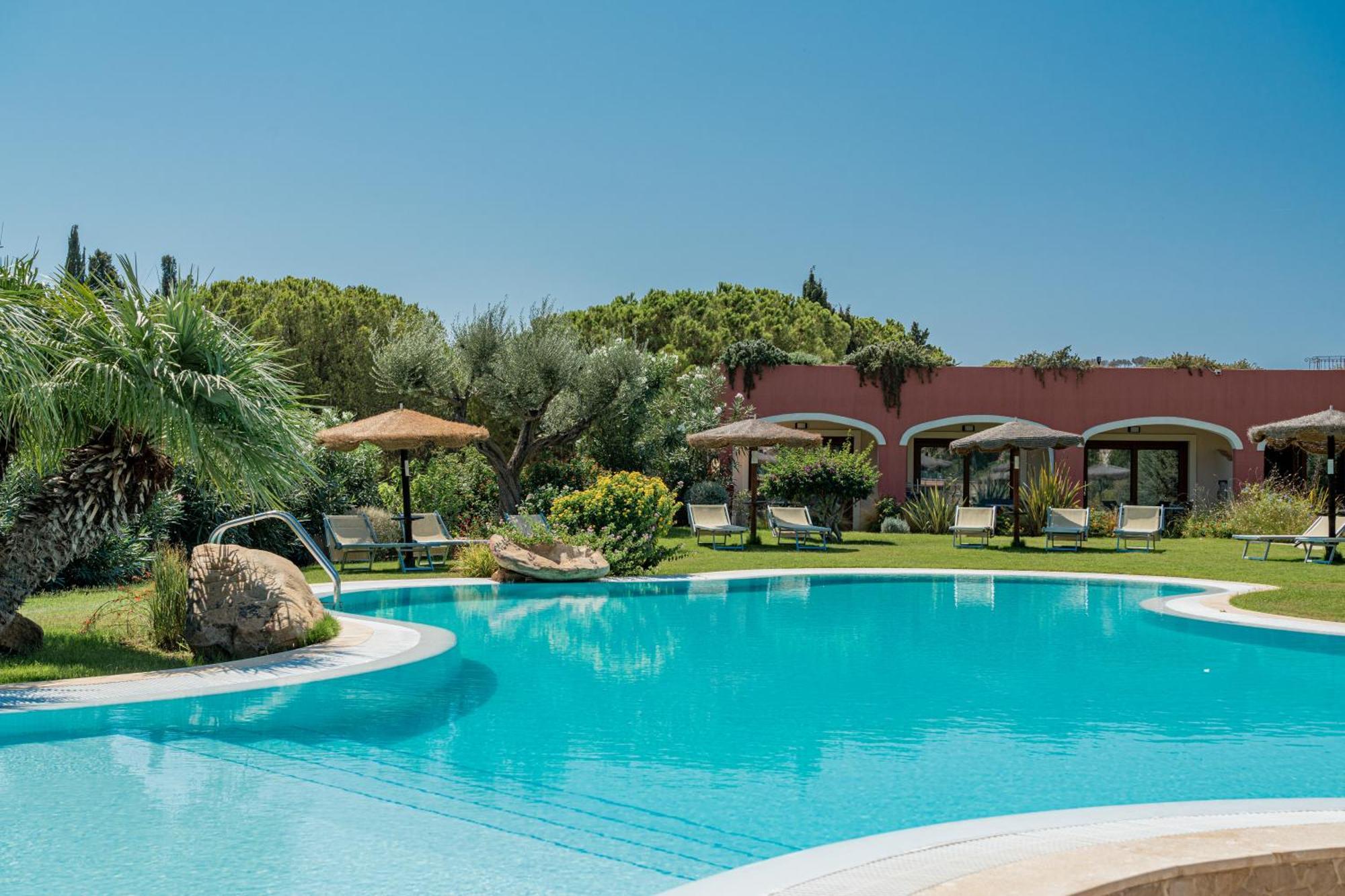 Hotel Mariposas Villasimius Exterior photo